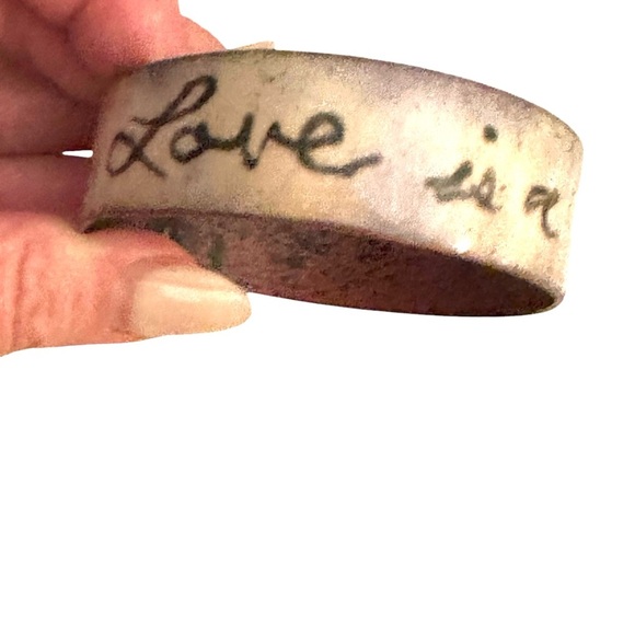 Enameled Bangle Bracelets Jewelry Set of 4, Pink Cream Gold - Picture 3 of 4